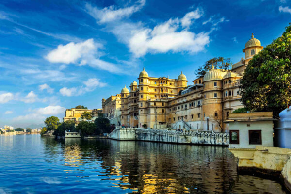 city-palace-udaipur-india-2024-10-17-20-47-12-utc